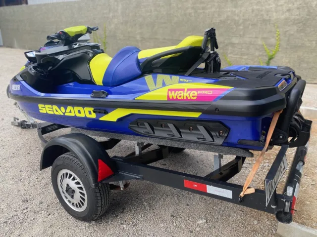 Sea Doo-Wake Pro 230