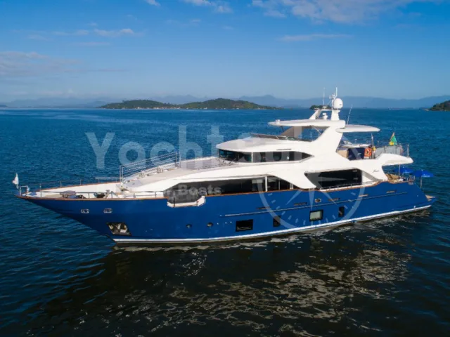 Benetti-Delfino 93