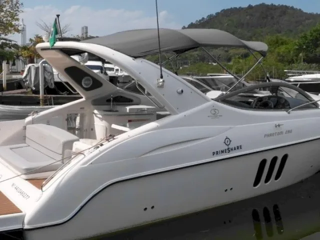 Lancha Compartilhada-Schaefer Yatchs Phantom 300