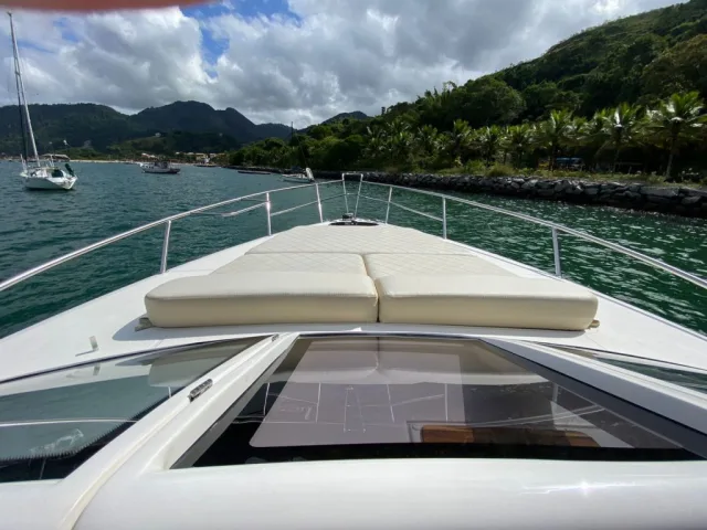 Real Powerboats-365