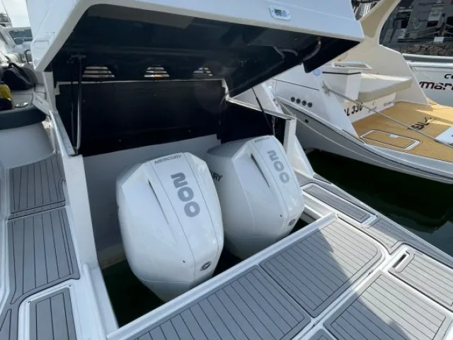 Real Powerboats-350