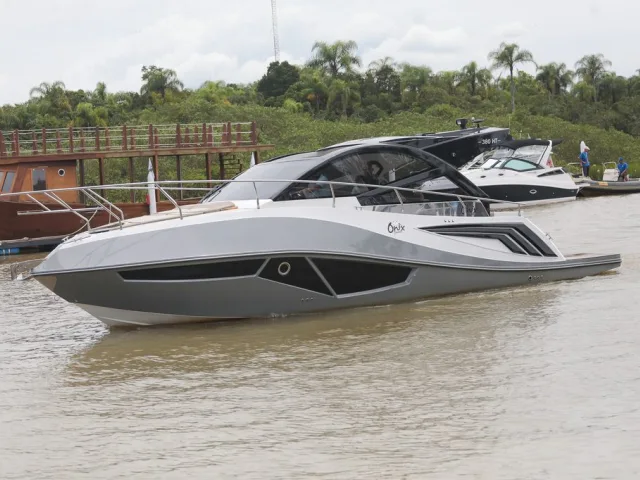 Onix Yachts-380