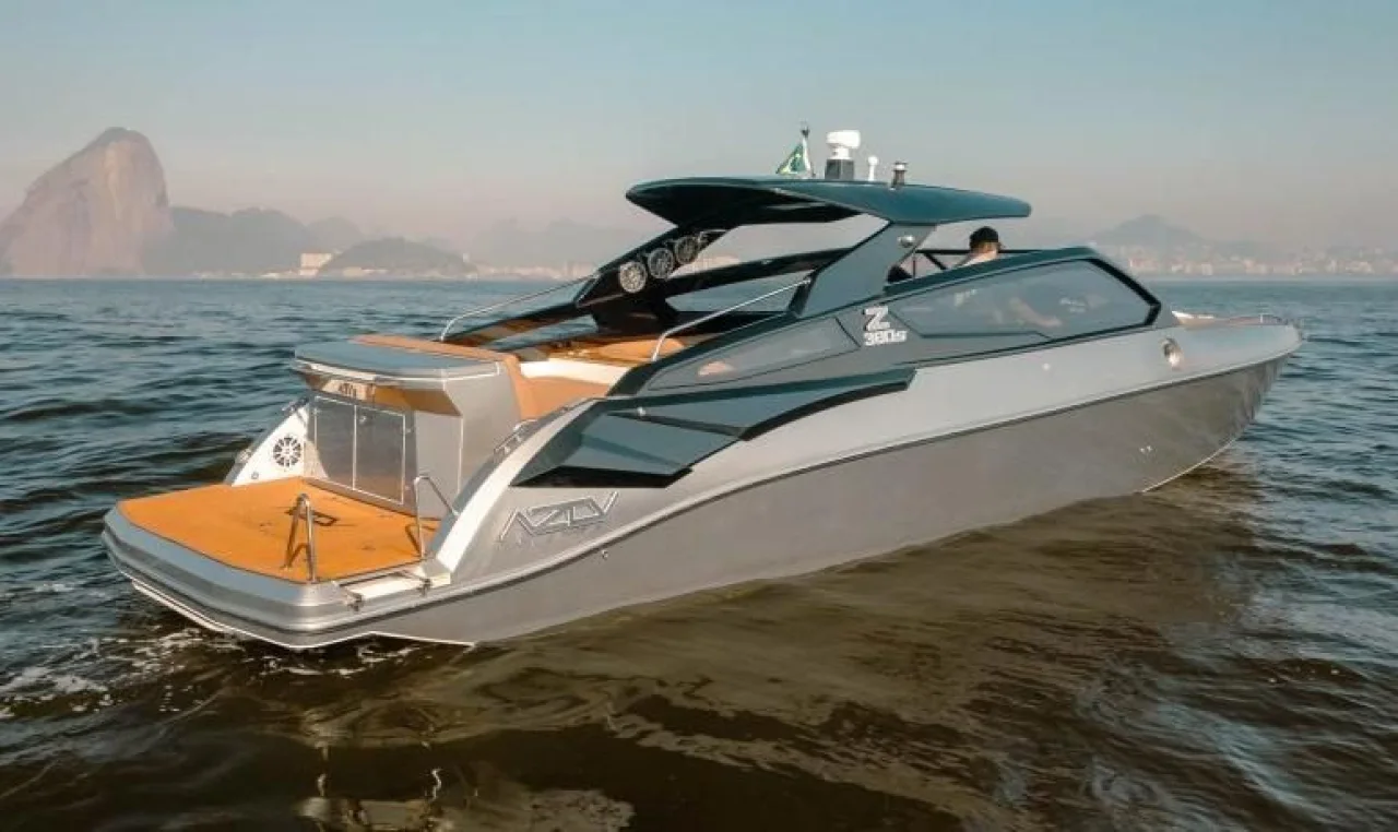 Azov Yachts Z380 Open (Lanchas) por R$ 999.000,00. Compre Naútica