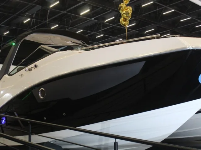 Ventura Marine-V300 CROSSOVER