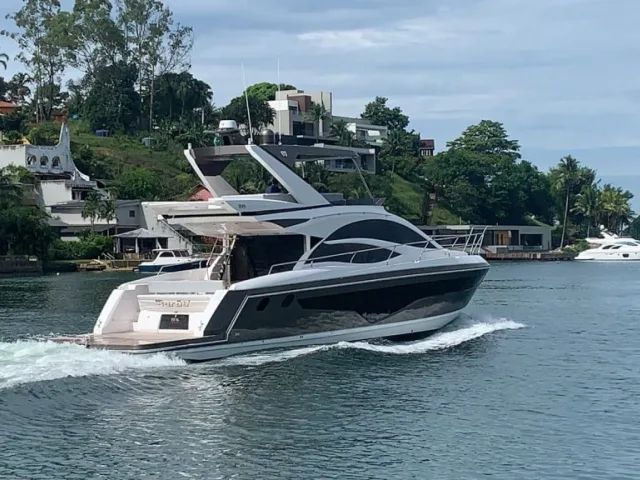 Real Powerboats-60 Luxury