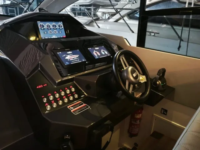 Azov Yachts-480 HT