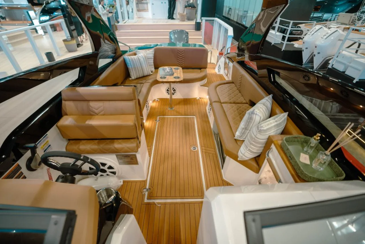 Azov Yachts-Z260 Open à venda | Lanchas - Compre Náutica