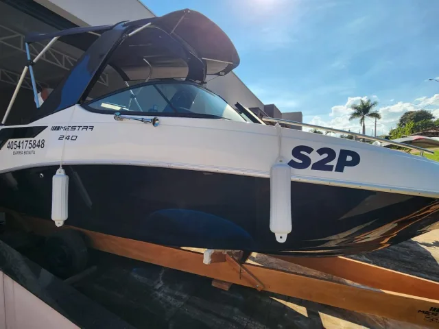 Mestra Boats 240