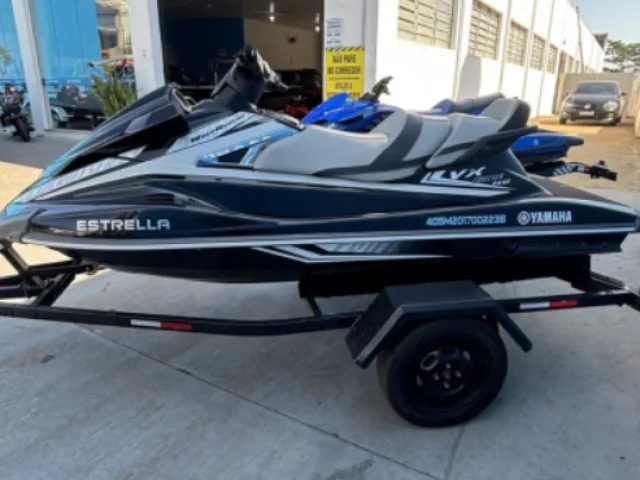 Yamaha VX Cruiser HO