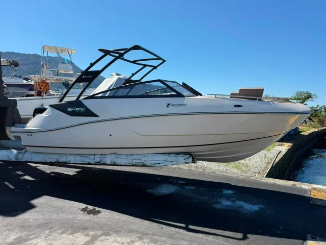 Ross Mariner SR 220 ICON