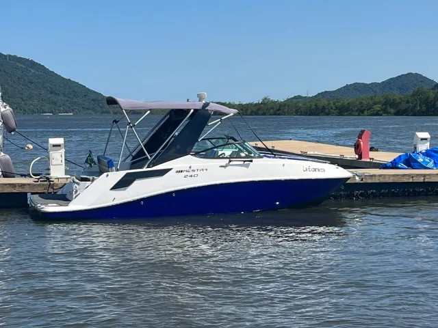 Mestra Boats 240