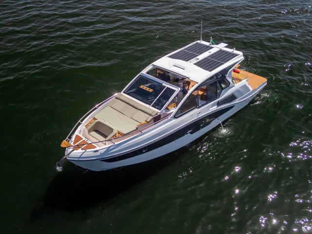 Lanchas Coral 40 Sea Breeze