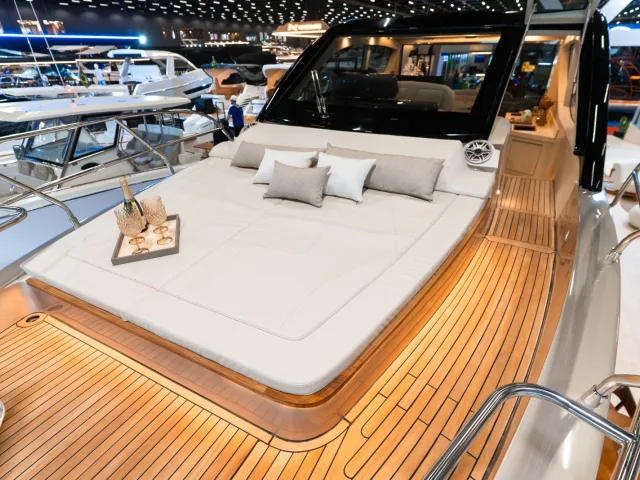 AZOV YACHTS Z440 HT