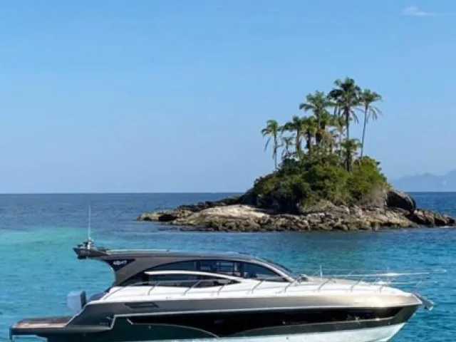 Real Powerboats-40 HT Luxury